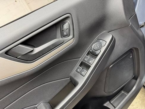 Certified 2022 Ford Escape SE w/ Cold Weather Package image 11