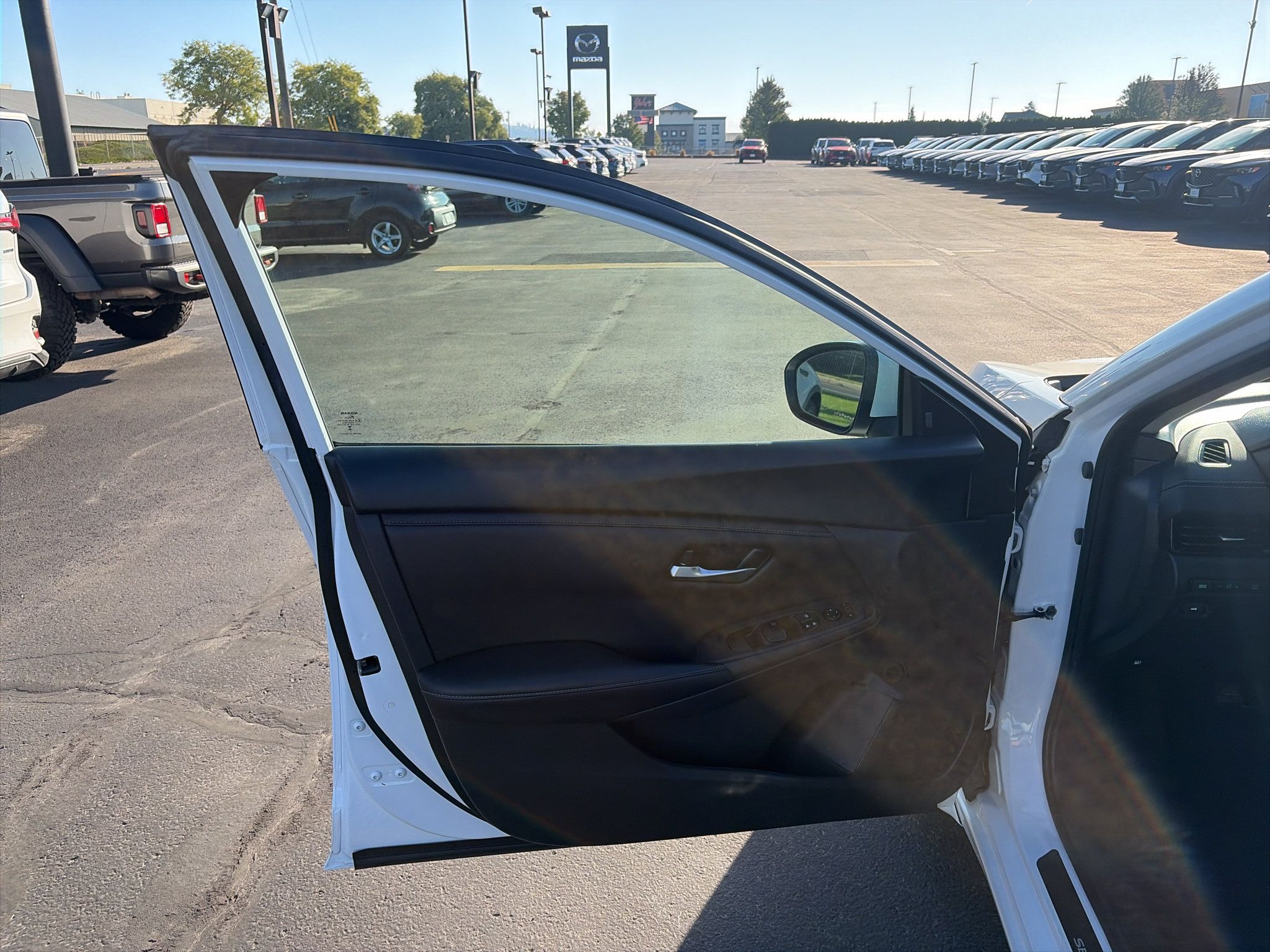Used 2024 Nissan Sentra SV w/ All-Weather Package FWD image 10