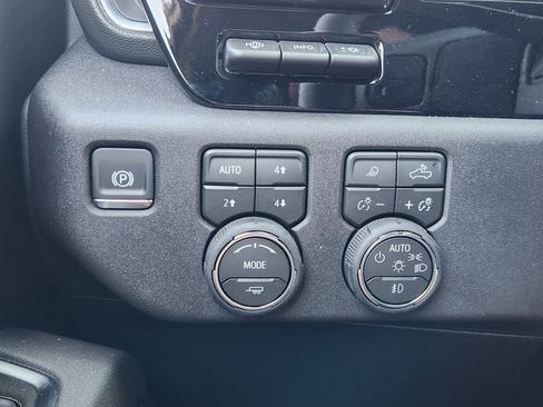 New 2026 Chevrolet Silverado 3500 High Country w/ High Country Premium Package image 23