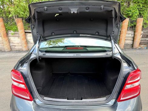 Used 2020 Chevrolet Sonic LT image 27