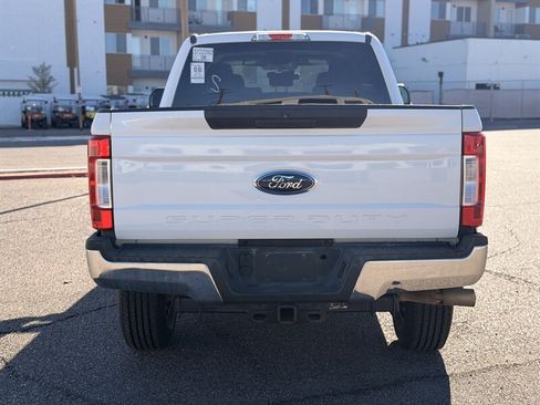 Used 2019 Ford F250 XLT AWD/4WD image 4
