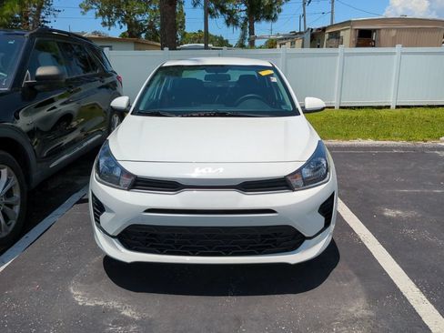 Certified 2022 Kia Rio LX FWD image 3