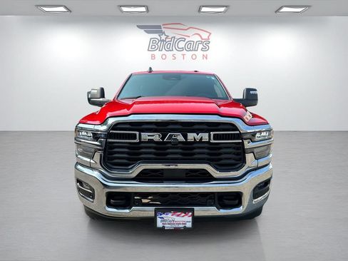 Used 2026 RAM 2500 Big Horn AWD/4WD image 2
