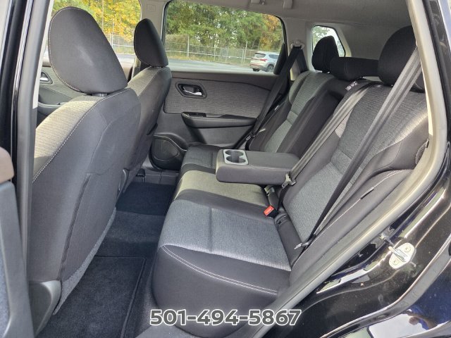 Used 2023 Nissan Rogue SV FWD image 10