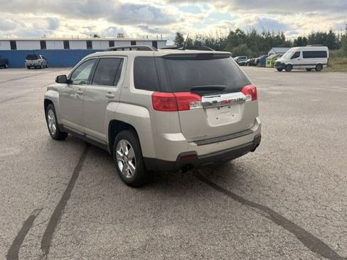 Used 2014 GMC Terrain SLT w/ Safety Package AWD/4WD image 7
