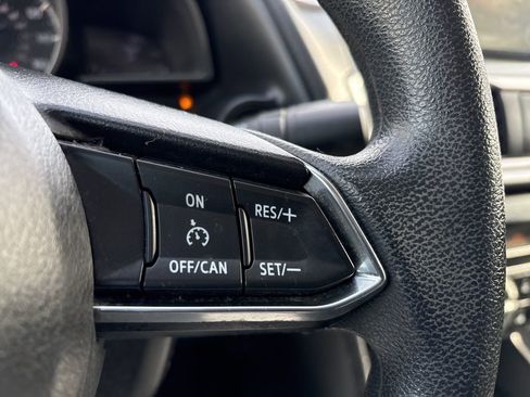 Used 2017 MAZDA MAZDA3 Sport w/ Preferred Equipment Package image 17