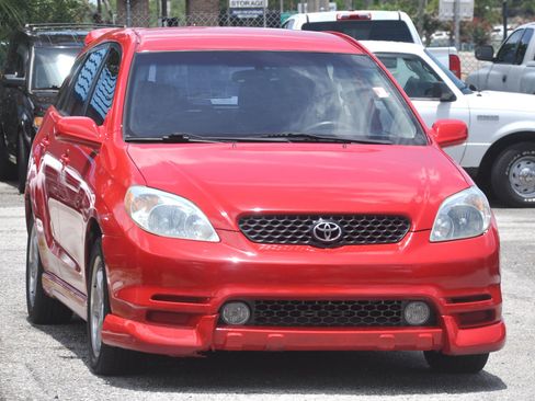 Used 2003 Toyota Matrix XR FWD image 1