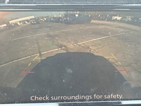 Used 2020 Nissan Rogue Sport S image 29