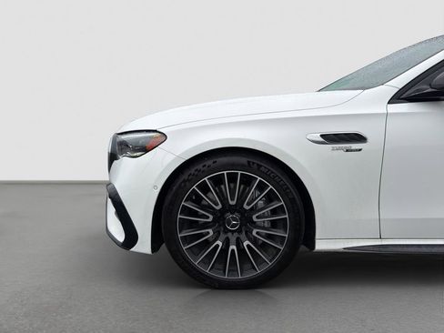 Used 2025 Mercedes-Benz E 53 AMG e 4MATIC Sedan image 31