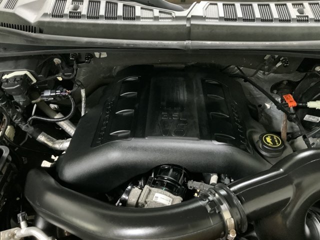 Used 2015 Ford F150 Lariat AWD/4WD image 12