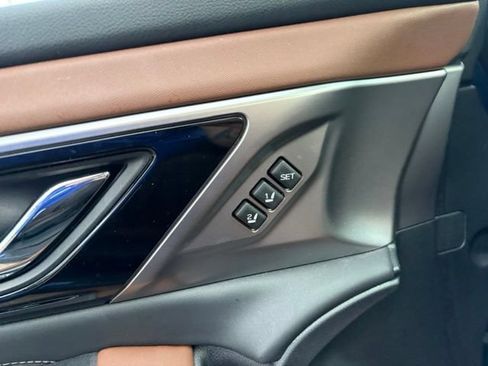 Used 2022 Subaru Outback Touring XT AWD/4WD image 11