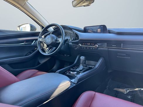 Used 2023 MAZDA MAZDA3 s image 15