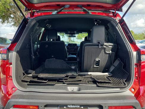 Certified 2024 Nissan Pathfinder Rock Creek AWD/4WD image 9
