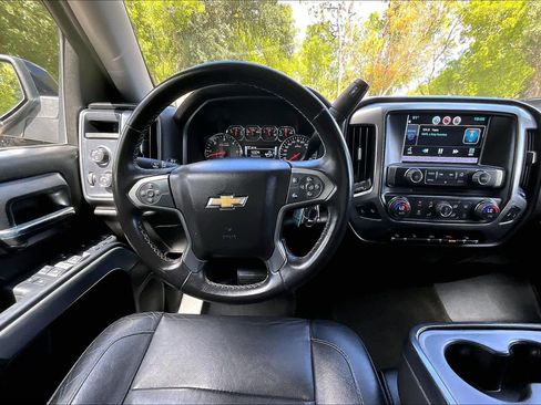 Used 2016 Chevrolet Silverado 1500 LT w/ Midnight Edition AWD/4WD image 6