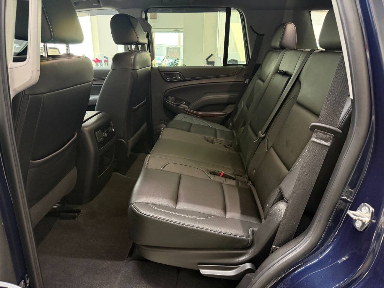 Used 2019 GMC Yukon SLT w/ HD Trailering Package AWD/4WD image 13