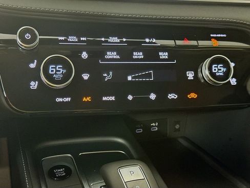 Used 2026 INFINITI QX60 Luxe w/ Cargo Package image 19