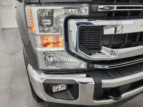 Used 2022 Ford F350 XLT w/ XLT Value Package image 22