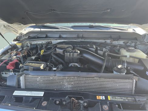 Used 2015 Ford F350 XLT AWD/4WD image 9