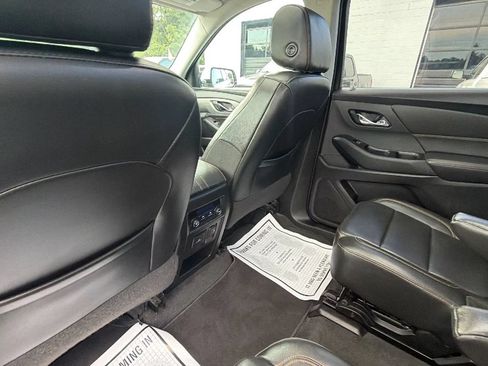 Used 2019 Chevrolet Traverse LT w/ LT Premium Package AWD/4WD image 44