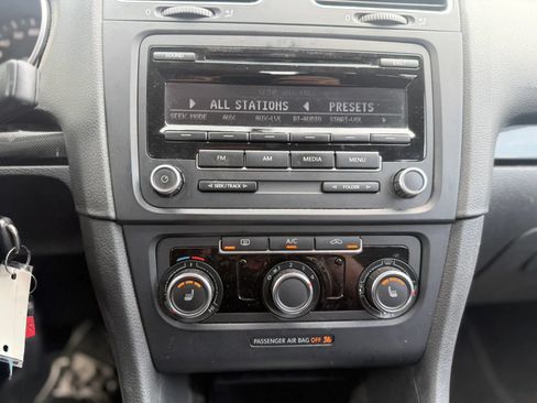 Used 2013 Volkswagen Jetta S FWD image 11