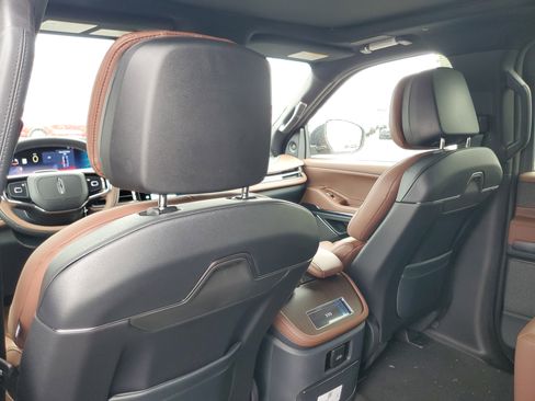 New 2026 Lincoln Navigator L Reserve image 28