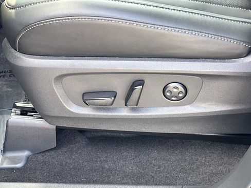 Used 2026 INFINITI QX60 Luxe w/ Cargo Package AWD/4WD image 29