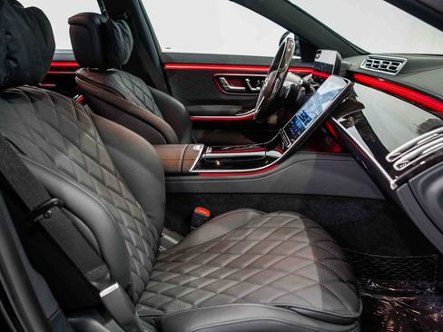 Used 2025 Mercedes-Benz S 580 S 580 image 16