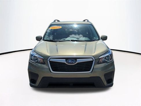Used 2020 Subaru Forester Premium image 3