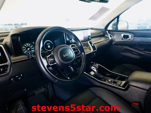 Used 2023 Kia Sorento SX image 6