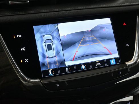 Certified 2023 Cadillac XT6 Premium Luxury w/ Technology Package image 23