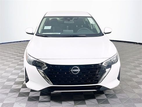 New 2025 Nissan Sentra SV image 3