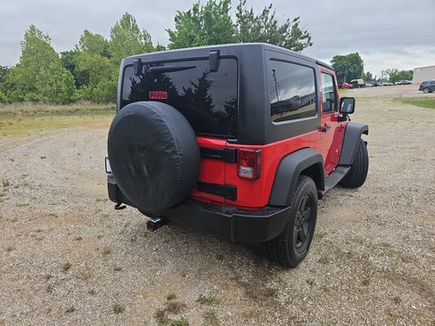 Used 2011 Jeep Wrangler Sport AWD/4WD image 4