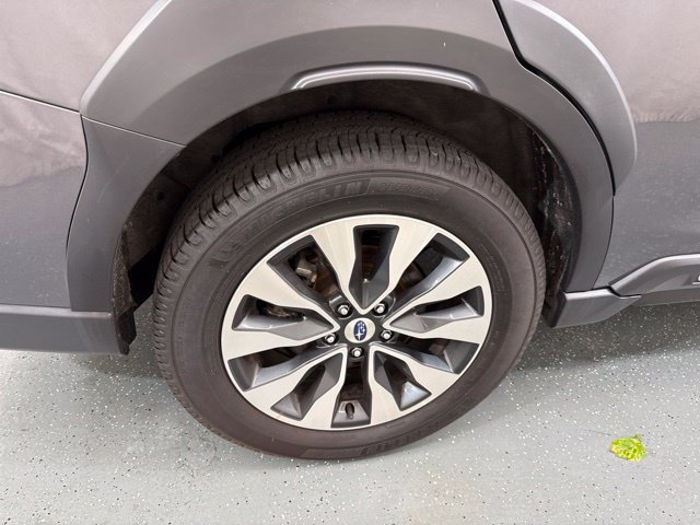 Used 2024 Subaru Outback Limited AWD/4WD image 9