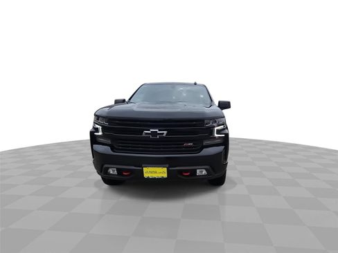 Used 2022 Chevrolet Silverado 1500 LT Trail Boss AWD/4WD image 3