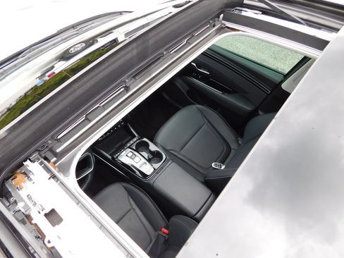 Used 2024 Hyundai Tucson Limited AWD/4WD image 11