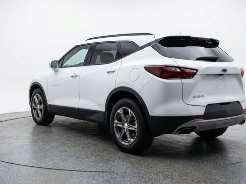 Used 2025 Chevrolet Blazer LT image 6
