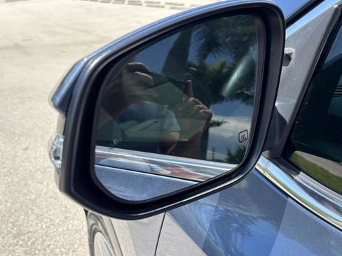 Used 2016 Toyota Highlander Limited Platinum image 43