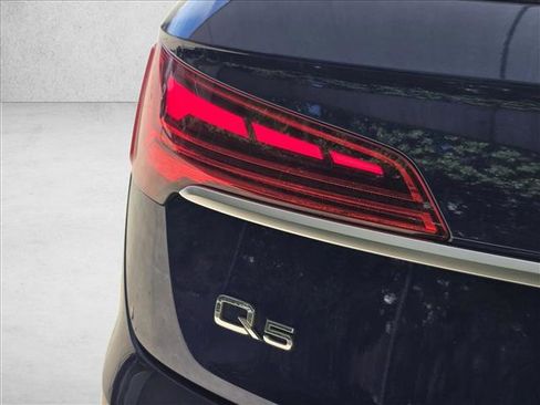 Certified 2023 Audi Q5 2.0T Premium Plus w/ Premium Plus Package image 12