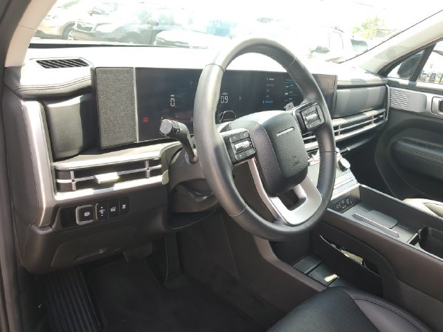 Certified 2024 Hyundai Santa Fe SEL AWD/4WD image 18
