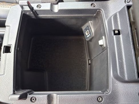 Used 2021 Jeep Wrangler Unlimited Sahara AWD/4WD image 43