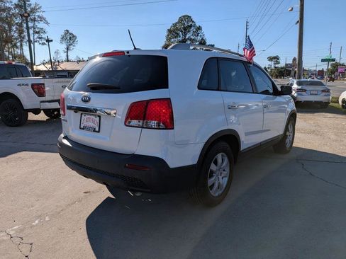 Used 2013 Kia Sorento LX w/ Convenience Pkg FWD image 5