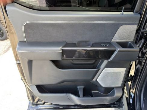 Used 2024 Ford F150 Lightning Platinum image 26