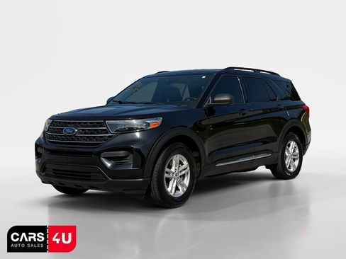Used 2020 Ford Explorer XLT w/ Comfort Package RWD image 3