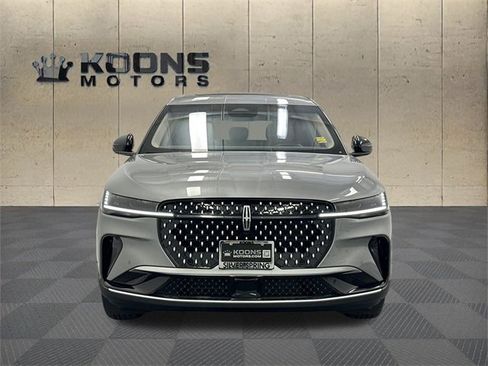 Used 2024 Lincoln Nautilus Premier w/ Equipment Group 102A image 3