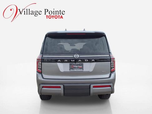 Used 2025 Nissan Armada SL AWD/4WD image 4