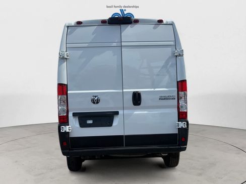 Used 2025 RAM ProMaster 3500 w/ Convenience Group image 5