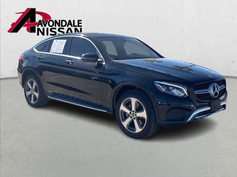 Used 2018 Mercedes-Benz GLC 300 4MATIC Coupe image 9