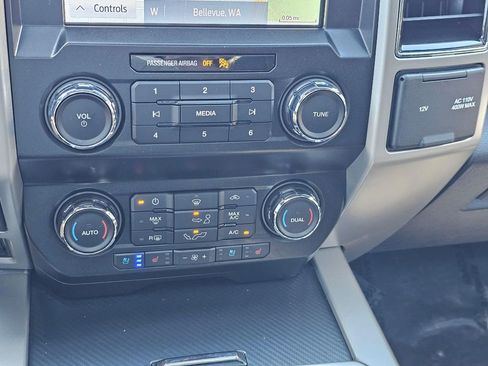 Used 2020 Ford F150 Lariat AWD/4WD image 31