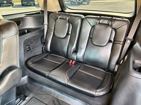 Used 2024 Lincoln Aviator 2WD w/ Premium Package image 24
