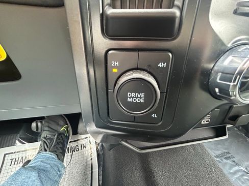 Used 2025 Ford F150 XLT w/ Equipment Group 301A Standard AWD/4WD image 19